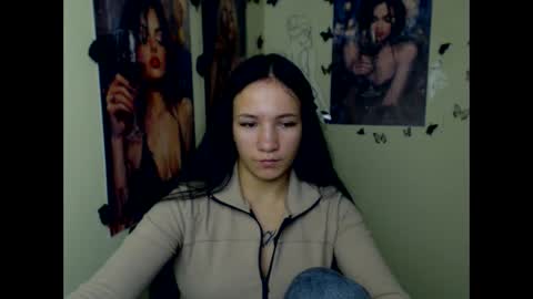 Emma online show from November 4, 2025, 1:32 pm