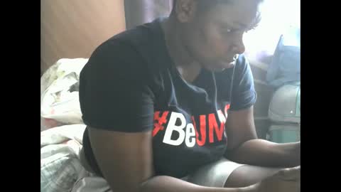 Snapshot of cuttie_baby chatting on November 12, 2025, 11:43 am cuttie_baby online show from November 12, 2025, 11:43 am