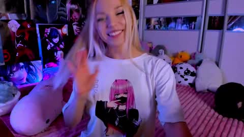 Nora online show from December 6, 2024, 12:45 am