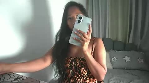 Snapshot of cuttiemorexn chatting on November 27, 2025, 4:42 pm cuttiemorexn online show from November 27, 2025, 4:42 pm