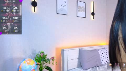 Snapshot of cweneharwick chatting on January 16, 2025, 9:08 pm Welcome in my room My name is Mila did you miss me lets play - check menu to have fun online show from January 16, 2025, 9:08 pm