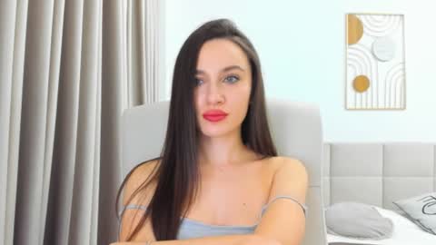 Eva online show from December 20, 2024, 7:17 pm