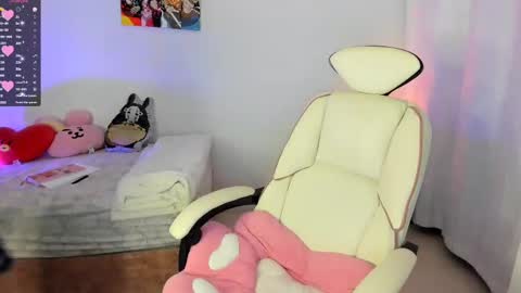 Liz online show from February 20, 2025, 9:42 pm