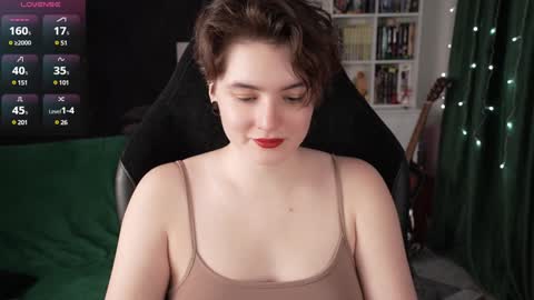 Helen Blossom online show from February 5, 2025, 8:25 pm