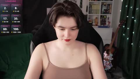 Helen Blossom online show from February 22, 2025, 8:20 pm