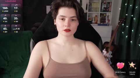 Helen Blossom online show from February 22, 2025, 11:24 pm