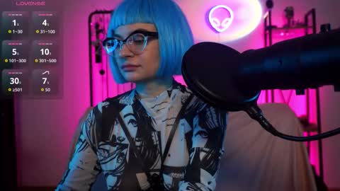 Lily Goddess online show from December 1, 2025, 2:05 am