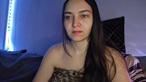 Cyndee Winter online show from December 27, 2024, 9:43 pm