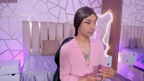 cyrus_tay online show from April 9, 2026, 11:48 am