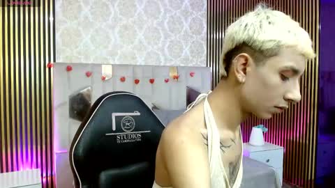 cyrus_tay online show from June 3, 2026, 12:41 pm
