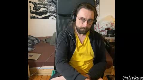 d1ckass online show from February 17, 2025, 4:04 pm