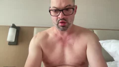 d4ddy858 online show from November 5, 2025, 12:27 pm