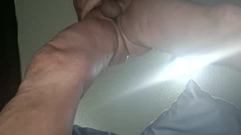 Snapshot of d702261 chatting on November 12, 2025, 9:32 am d702261 online show from November 12, 2025, 9:32 am