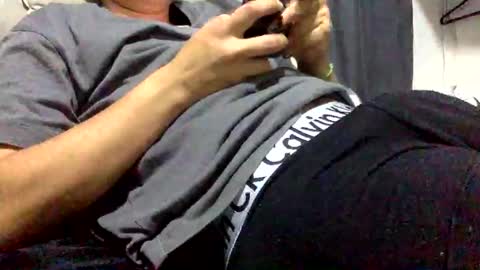 Snapshot of daaaaaaavid18 chatting on November 10, 2025, 12:42 am Daaaaaaavid18 online show from November 10, 2025, 12:42 am