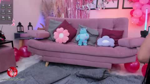 Daniela  online show from May 24, 2026, 12:10 pm