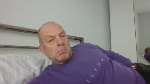 Snapshot of dab2912 chatting on February 15, 2026, 3:53 pm dab2912 online show from February 15, 2026, 3:53 pm