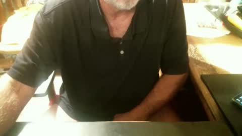 dabaatendae online show from October 12, 2025, 2:21 am