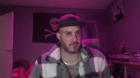 Snapshot of dabirdfree chatting on February 7, 2025, 9:04 pm Destroyer online show from February 7, 2025, 9:04 pm