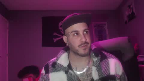 Snapshot of dabirdfree chatting on February 12, 2025, 9:43 pm Destroyer online show from February 12, 2025, 9:43 pm