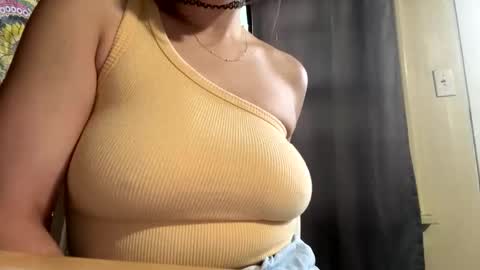 Snapshot of dabqueen_1994 chatting on May 6, 2026, 12:54 pm dabqueen_1994 online show from May 6, 2026, 12:54 pm