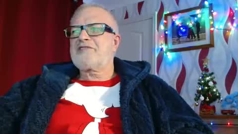 Brian ... online show from December 22, 2025, 9:01 pm