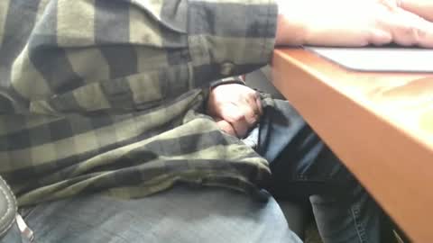 Snapshot of daddy7194 chatting on November 4, 2025, 12:37 pm daddy7194 online show from November 4, 2025, 12:37 pm