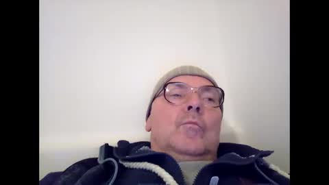 daddy91964 online show from December 5, 2024, 8:44 pm