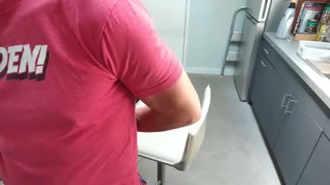 Snapshot of daddycache chatting on May 6, 2026, 8:25 pm bas online show from May 6, 2026, 8:25 pm