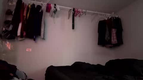 Snapshot of daddycane6911 chatting on February 24, 2025, 6:04 pm daddycane6911 online show from February 24, 2025, 6:04 pm