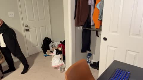 Snapshot of daddydaydrinkz chatting on February 28, 2025, 7:15 am DaddydayDrinkz online show from February 28, 2025, 7:15 am