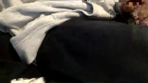 Snapshot of daddyjerksit chatting on January 18, 2026, 9:18 pm JOI use emoji thumbs up Faster Thumbs down Slower Hi Hand Stop Fist Start.Stop online show from January 18, 2026, 9:18 pm