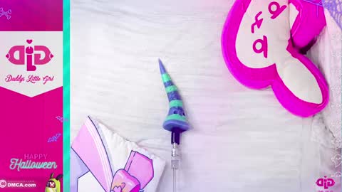 Im Andrea Nice to see you here  I love patterns soo much online show from October 30, 2025, 12:34 am