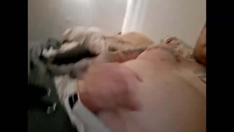 daddyslut_mamastud2024 online show from September 23, 2025, 4:54 pm