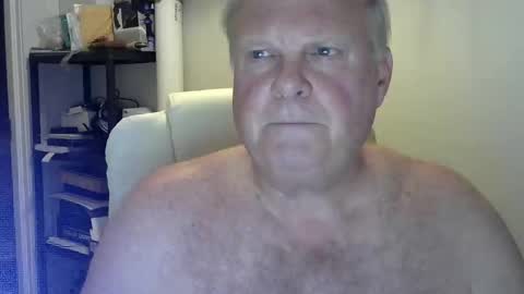 Snapshot of daddysmaster chatting on November 2, 2025, 12:02 am Daddy online show from November 2, 2025, 12:02 am