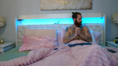 Snapshot of daddyunlocked chatting on September 21, 2025, 12:12 am daddyunlocked online show from September 21, 2025, 12:12 am