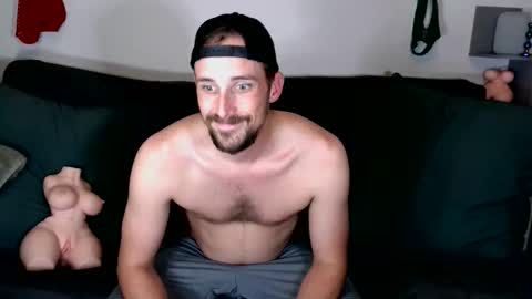 Snapshot of dadgoeswild chatting on March 5, 2026, 4:30 am DadGoesWild online show from March 5, 2026, 4:30 am