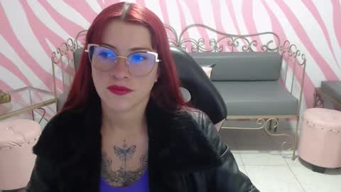 daffne evans online show from November 13, 2025, 8:08 pm