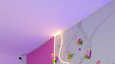 Dafne  online show from March 27, 2026, 10:48 am