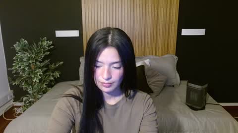 Snapshot of dafne_bss chatting on January 23, 2025, 8:36 am dafne_bss online show from January 23, 2025, 8:36 am