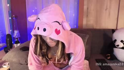 Snapshot of dafne_shark chatting on May 24, 2026, 2:11 pm LORENA online show from May 24, 2026, 2:11 pm