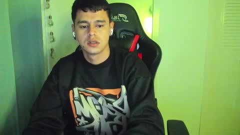 Snapshot of dage_19 chatting on September 9, 2025, 7:52 am my name is Jhon and I live in colombia online show from September 9, 2025, 7:52 am