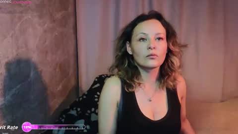 Snapshot of dagny_jo chatting on October 17, 2025, 2:59 am Lulu online show from October 17, 2025, 2:59 am