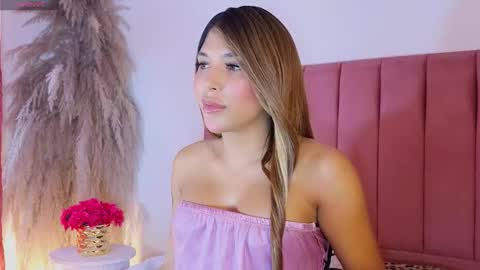 Dahiana online show from October 12, 2025, 5:01 pm