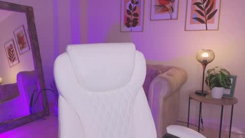 Snapshot of dahiana_walcott chatting on May 18, 2026, 6:25 pm Dahiann Walcott online show from May 18, 2026, 6:25 pm