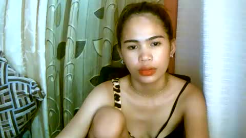 Snapshot of dahlia_123 chatting on December 5, 2024, 10:55 am Im Dahlia online show from December 5, 2024, 10:55 am