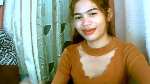 Snapshot of dahlia_123 chatting on December 27, 2024, 2:43 pm Im Dahlia online show from December 27, 2024, 2:43 pm