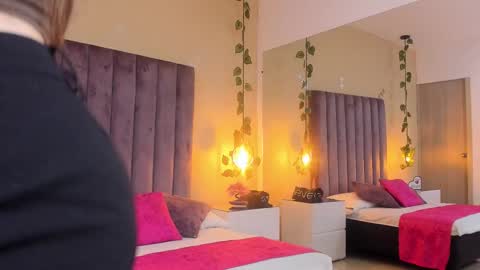 Dahlia online show from November 7, 2025, 12:43 am