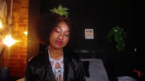 DAHYAN online show from April 18, 2026, 1:48 pm