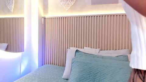 Daiana online show from February 11, 2026, 7:41 pm