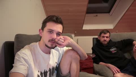 Snapshot of daimon_hall chatting on December 2, 2024, 6:21 pm Daimon online show from December 2, 2024, 6:21 pm